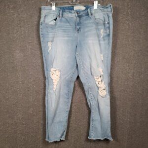 Torrid Premium Boyfriend Jeans Size 20 Distressed Light Wash